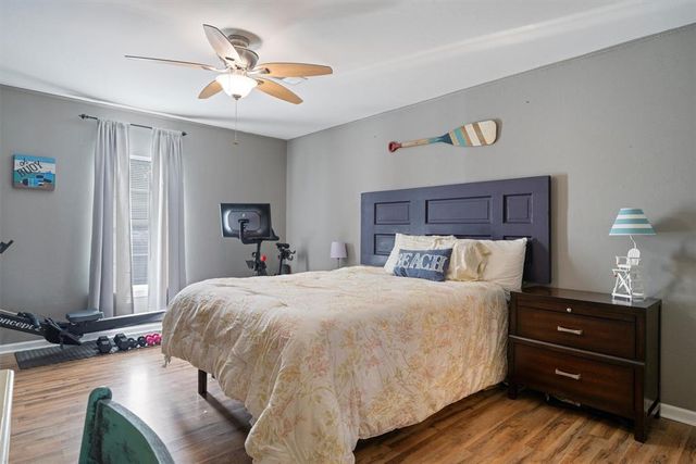 601 S 8th Street Drive, Yukon, OK 73099