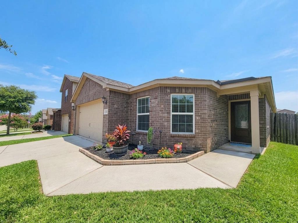 21306 Slate Bend Drive, Hockley, TX 77447