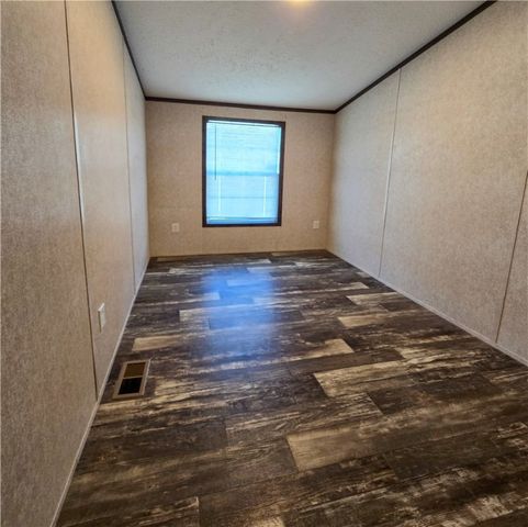 307 Persian Ln, Unity Twp, PA 15650