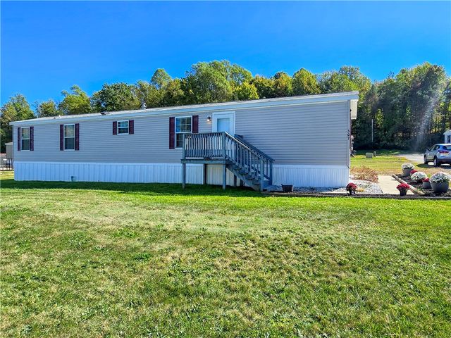 307 Persian Ln, Unity Twp, PA 15650