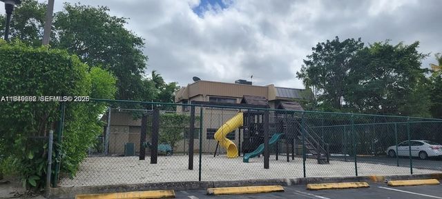 10431 N Kendall Dr D314, Miami, FL 33176