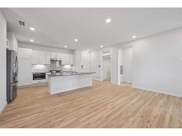 485 Interlocken Blvd 2-206, Broomfield, CO 80021