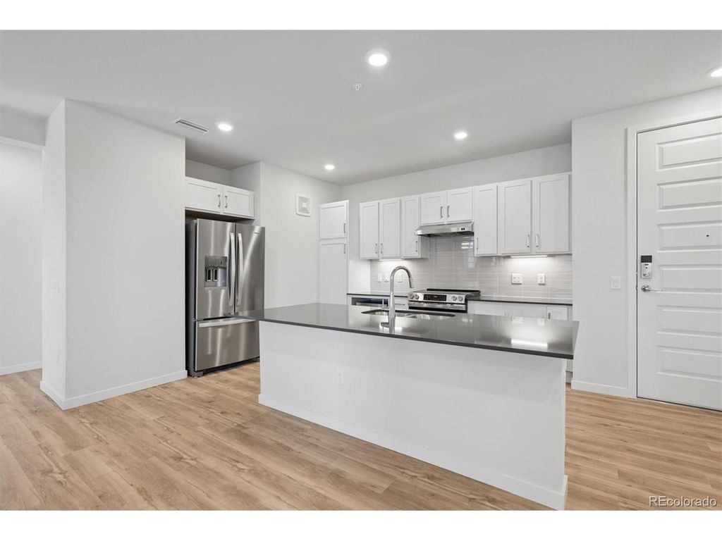 485 Interlocken Blvd 2-206, Broomfield, CO 80021