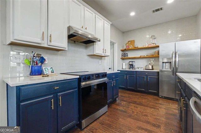 1080 Olde Roswell Grove, Roswell, GA 30075