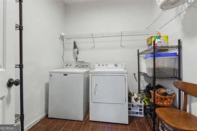 1080 Olde Roswell Grove, Roswell, GA 30075