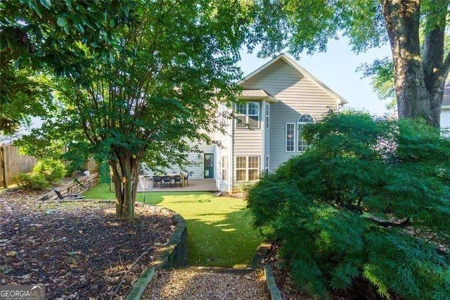 1080 Olde Roswell Grove, Roswell, GA 30075