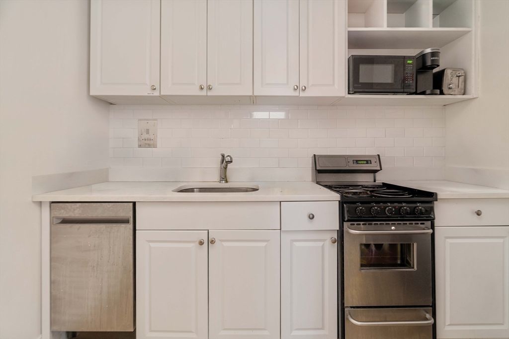 5 N Margin St 9, Boston, MA 02113