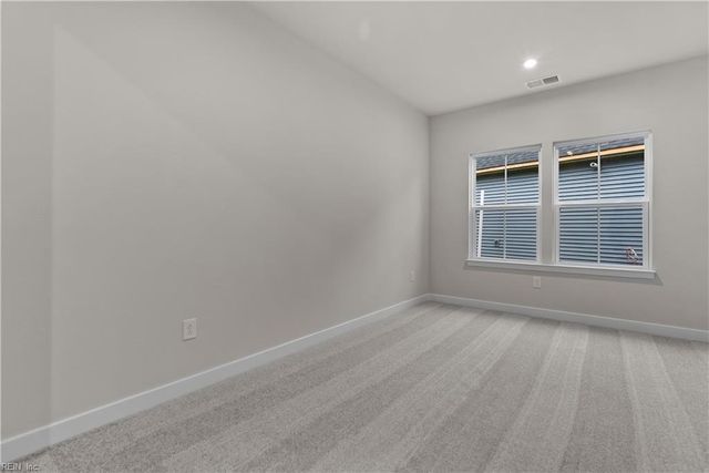 406 Tributary LN, Carrollton, VA 23314