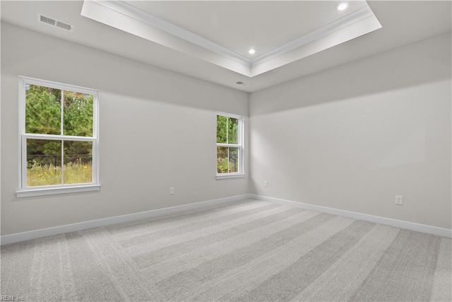 406 Tributary LN, Carrollton, VA 23314