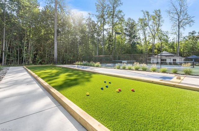 406 Tributary LN, Carrollton, VA 23314