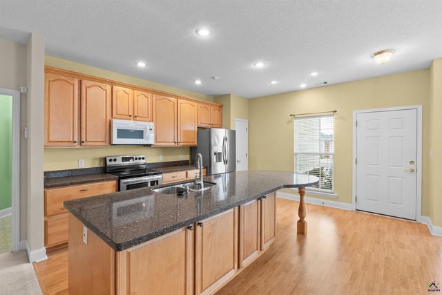 375 Spyglass Hill Drive, Perry, GA 31069