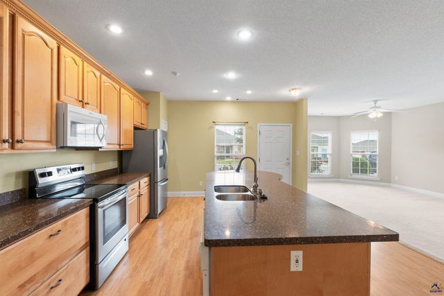 375 Spyglass Hill Drive, Perry, GA 31069