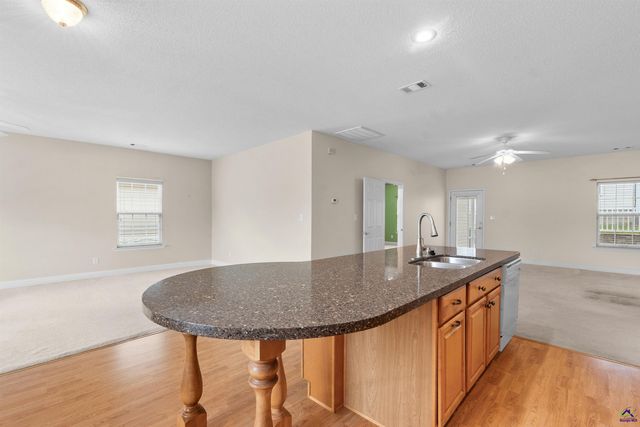 375 Spyglass Hill Drive, Perry, GA 31069