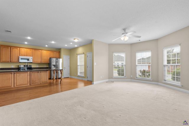 375 Spyglass Hill Drive, Perry, GA 31069