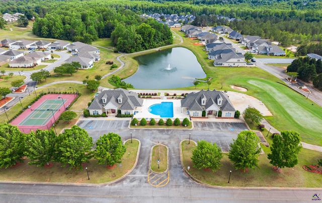 375 Spyglass Hill Drive, Perry, GA 31069