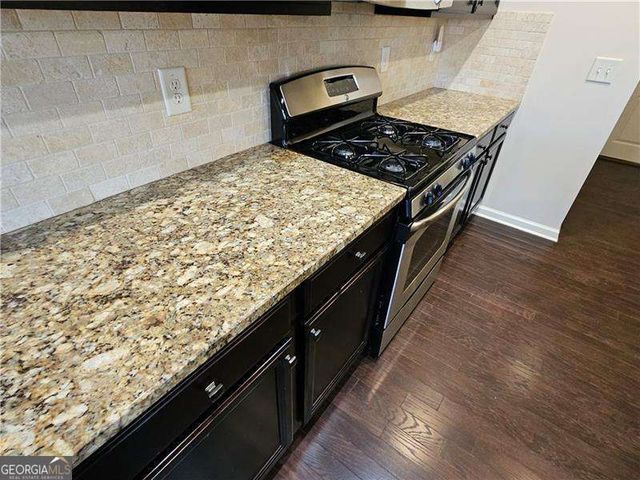 6185 Crested Moss Drive, Alpharetta, GA 30004