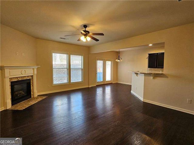 6185 Crested Moss Drive, Alpharetta, GA 30004