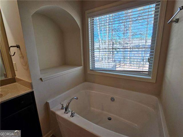 6185 Crested Moss Drive, Alpharetta, GA 30004