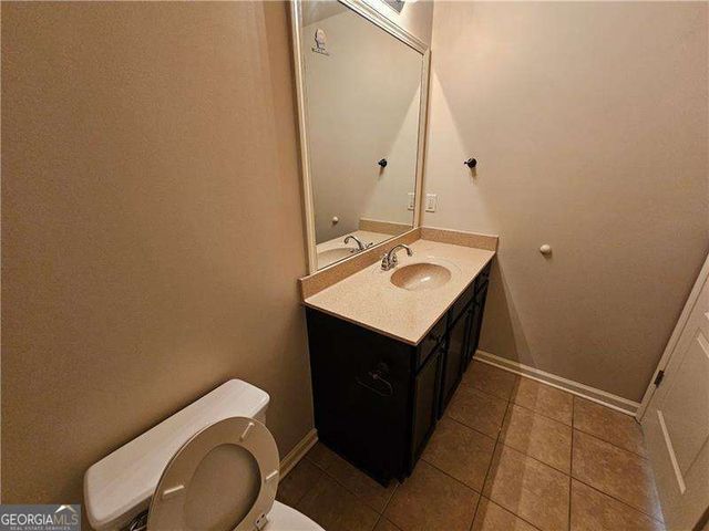 6185 Crested Moss Drive, Alpharetta, GA 30004