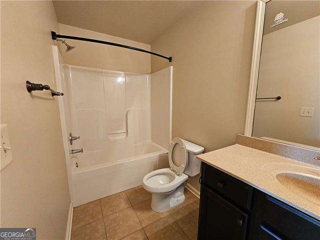 6185 Crested Moss Drive, Alpharetta, GA 30004