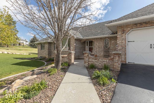 652 N RADFORD LN, Eden, UT 84310