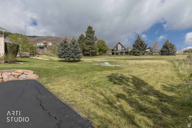 652 N RADFORD LN, Eden, UT 84310