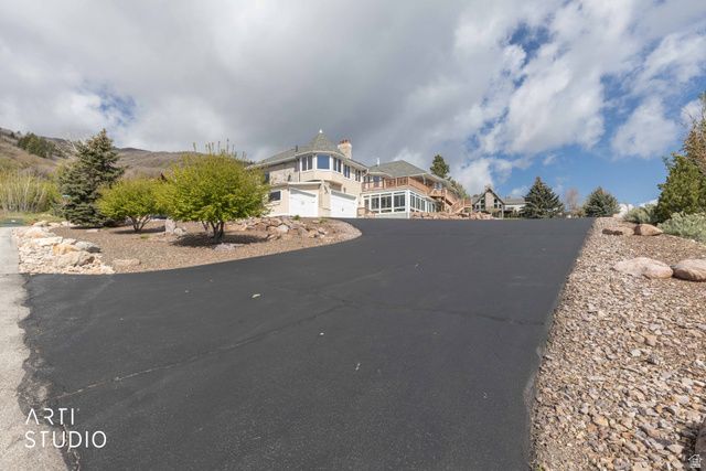 652 N RADFORD LN, Eden, UT 84310