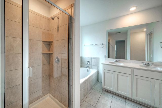 504 Milliner LOOP, Hutto, TX 78634