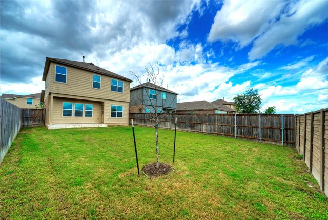 504 Milliner LOOP, Hutto, TX 78634