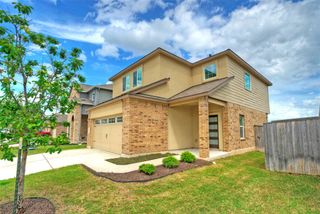 504 Milliner LOOP, Hutto, TX 78634