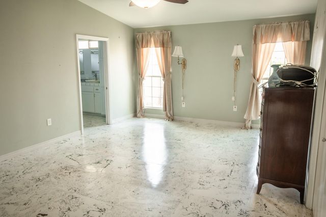 22750 White Avenue, Strathmore, CA 93267