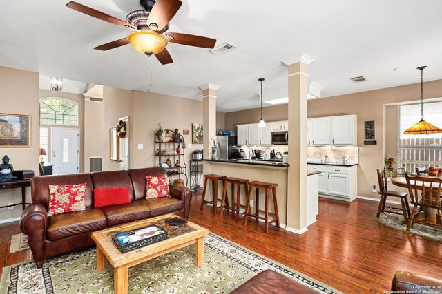 8807 Brae Ridge, San Antonio, TX 78249