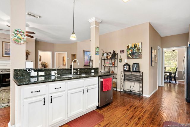 8807 Brae Ridge, San Antonio, TX 78249