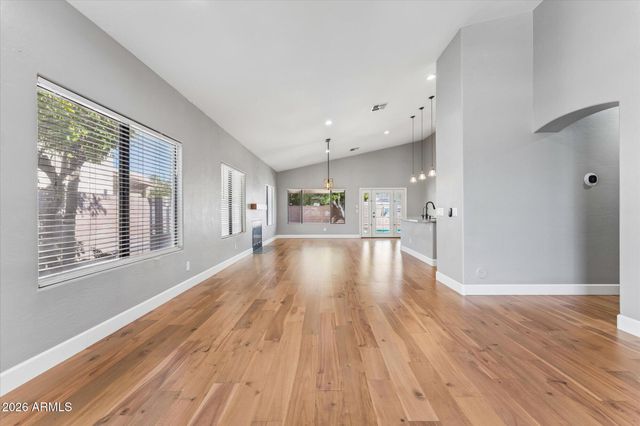 1873 E CHILTON Drive, Tempe, AZ 85283