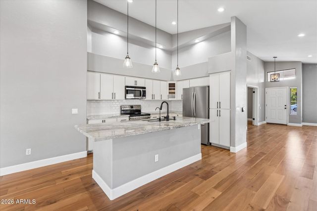 1873 E CHILTON Drive, Tempe, AZ 85283