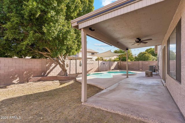 1873 E CHILTON Drive, Tempe, AZ 85283