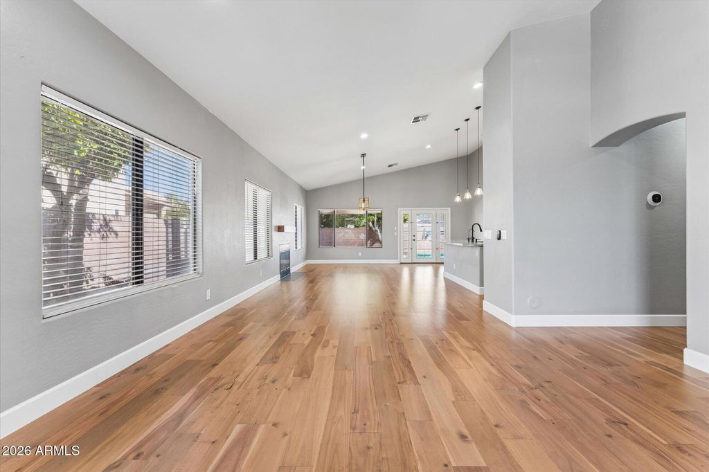 1873 E CHILTON Drive, Tempe, AZ 85283 — photo 2