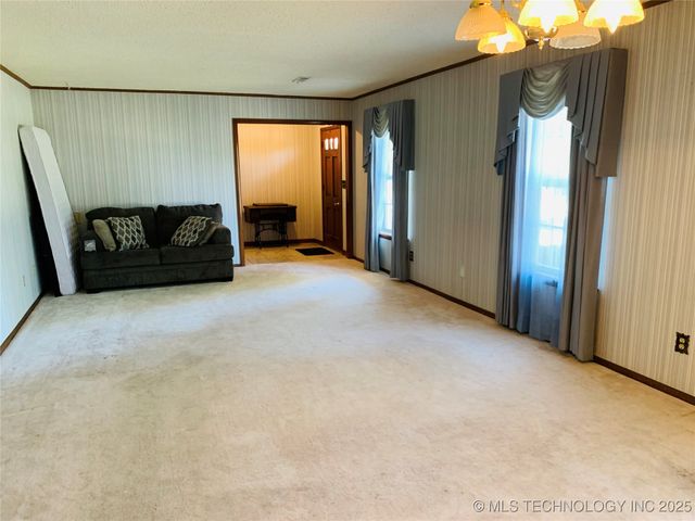 1800 Mockingbird Lane, Mcalester, OK 74501