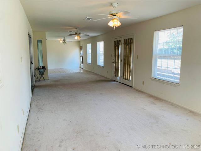 1800 Mockingbird Lane, Mcalester, OK 74501