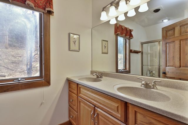 78 Coopers Trace, Plymouth, VT 05056