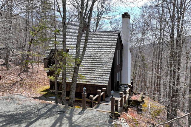 78 Coopers Trace, Plymouth, VT 05056