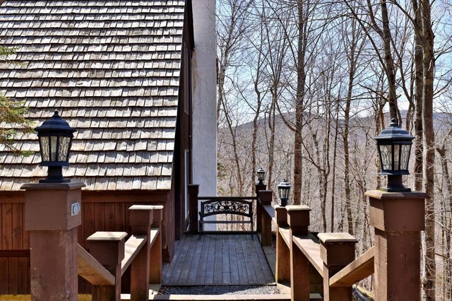 78 Coopers Trace, Plymouth, VT 05056