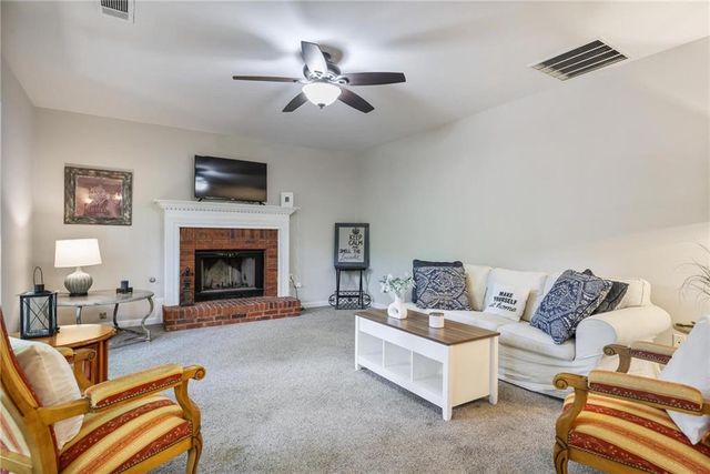 206 Five Iron Court NW, Kennesaw, GA 30144