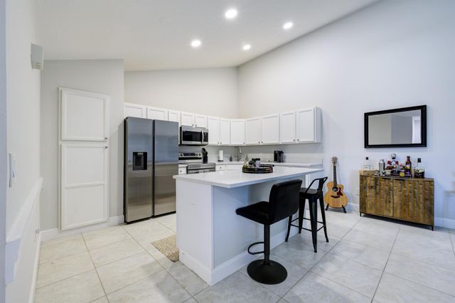 5550 Golden Eagle Circle, Palm Beach Gardens, FL 33418