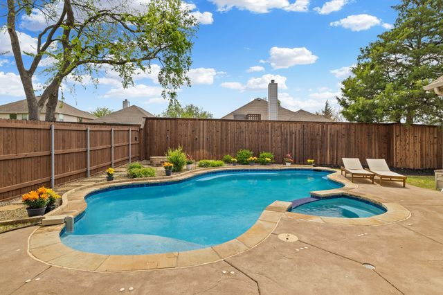8405 Saint Clair Drive, Mckinney, TX 75071