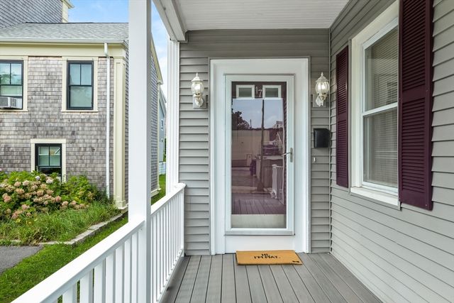 17 Campbell St, New Bedford, MA 02740