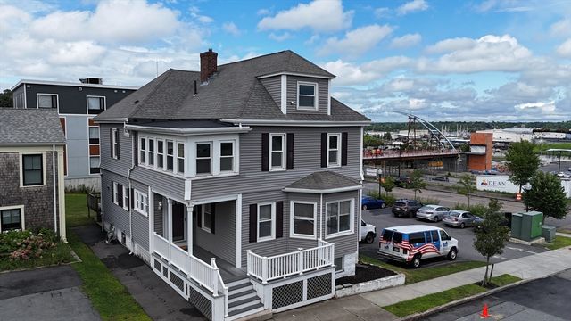 17 Campbell St, New Bedford, MA 02740