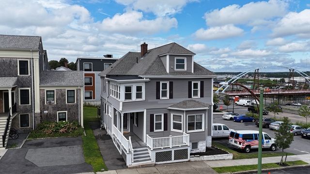 17 Campbell St, New Bedford, MA 02740