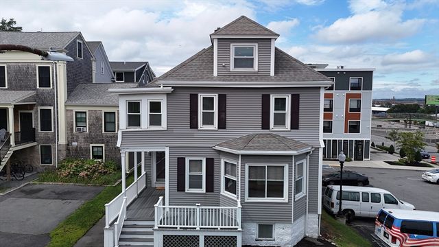 17 Campbell St, New Bedford, MA 02740