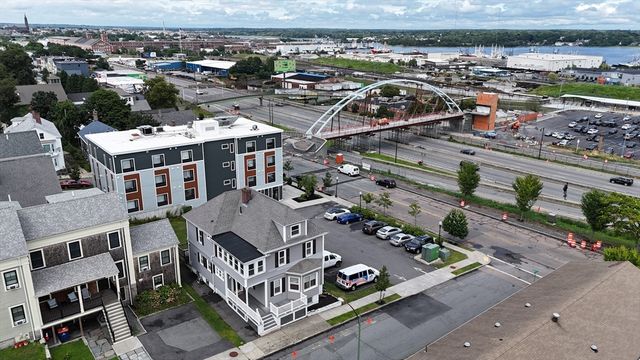 17 Campbell St, New Bedford, MA 02740